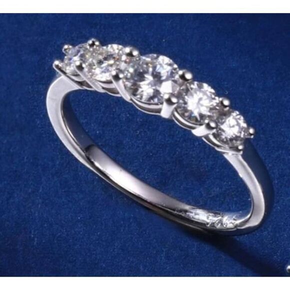 CERTIFIED Genuine Moissanite Diamond 1Ct Wedding/Anniversary Band Ring Sz 9 - Picture 5 of 9